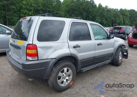 2003 Ford Escape Xlt из США, поврежденный, VIN 1FMYU03193KC86172